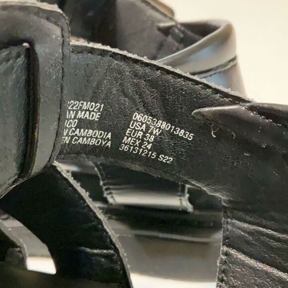 Black Fishemancore Chunky Sandals, 7Wide. - Picture 14 of 15